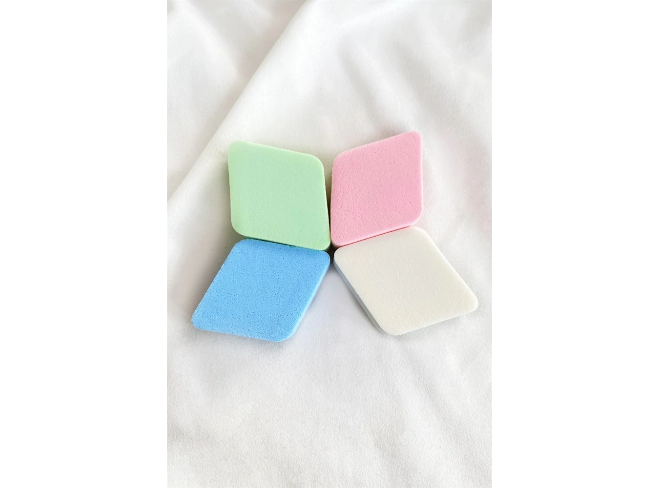 4 Adet Makyaj Süngeri