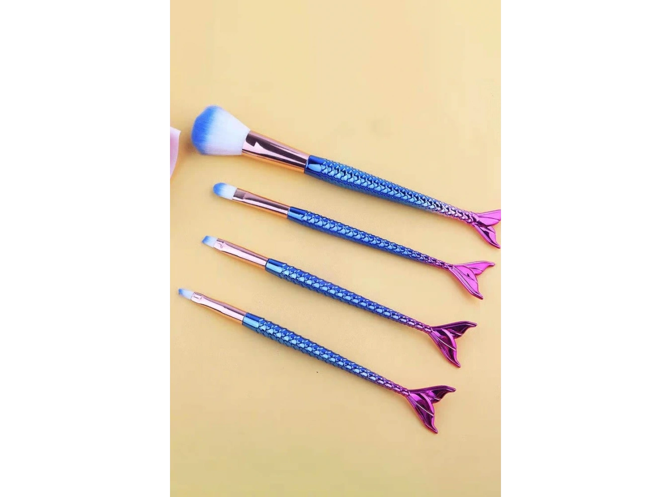 4lü Mavi Ve Pembe Renk Balık Kuyruğu Figürlü Makyaj Fırçası Set