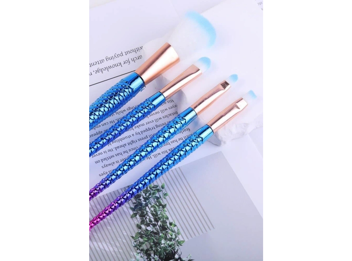 4lü Mavi Ve Pembe Renk Balık Kuyruğu Figürlü Makyaj Fırçası Set