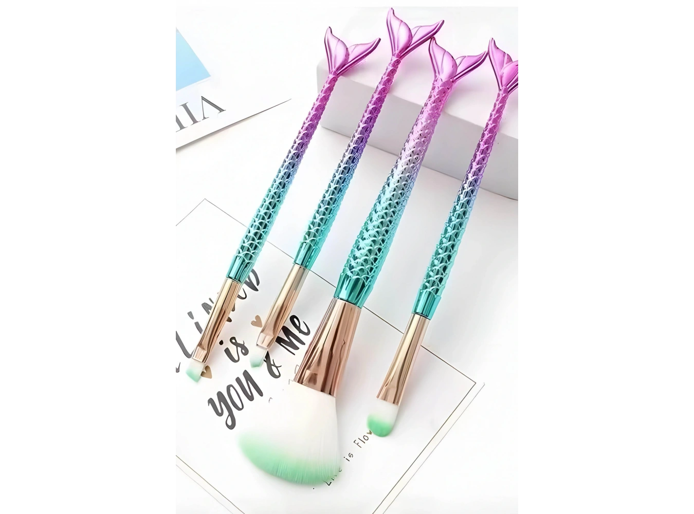 4lü Pembe Ve Turkuaz Renk Balık Kuyruğu Figürlü Makyaj Fırçası Set