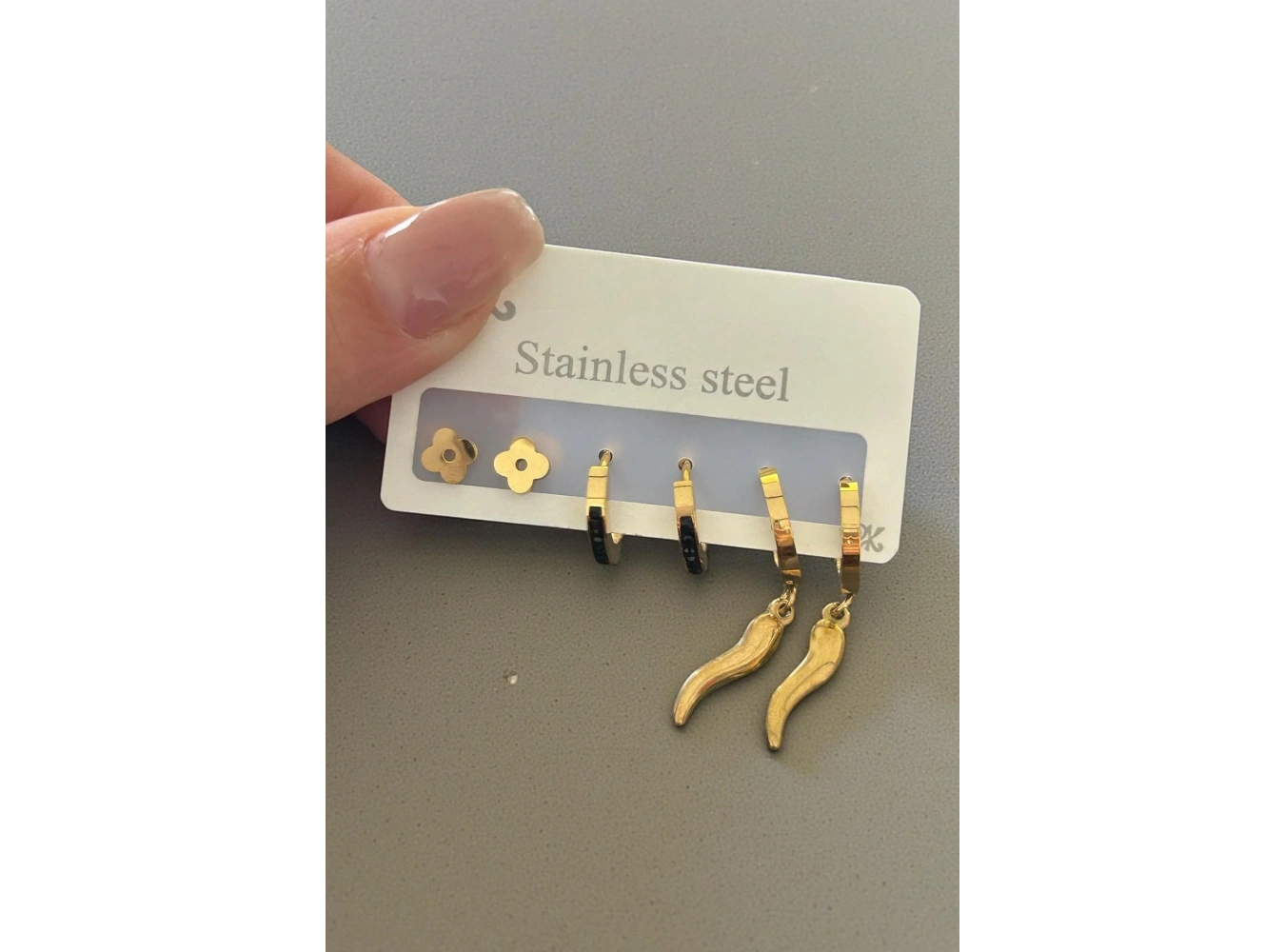 6lı Altın Renk Karışık Figürlü Çelik Küpe Set