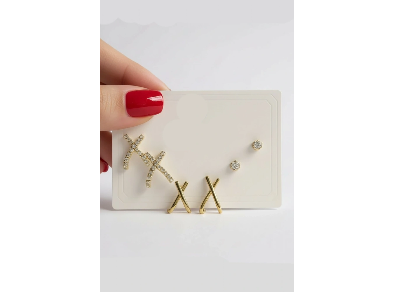 6lı Altın Renk Taş Detaylı Küpe Set