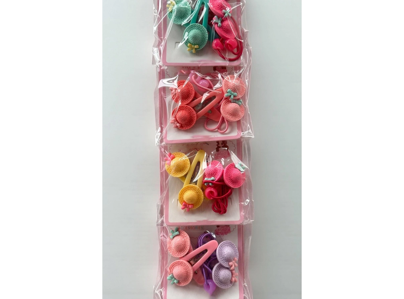 6lı Karışık Renk Şapka Figürlü Lastik Toka Ve Yan Toka Set