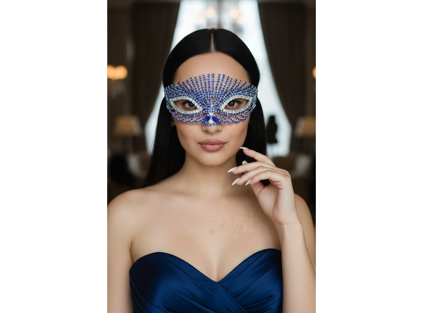 Gümüş Renk Mavi Taş Detaylı Tasarım Parti Maskesi