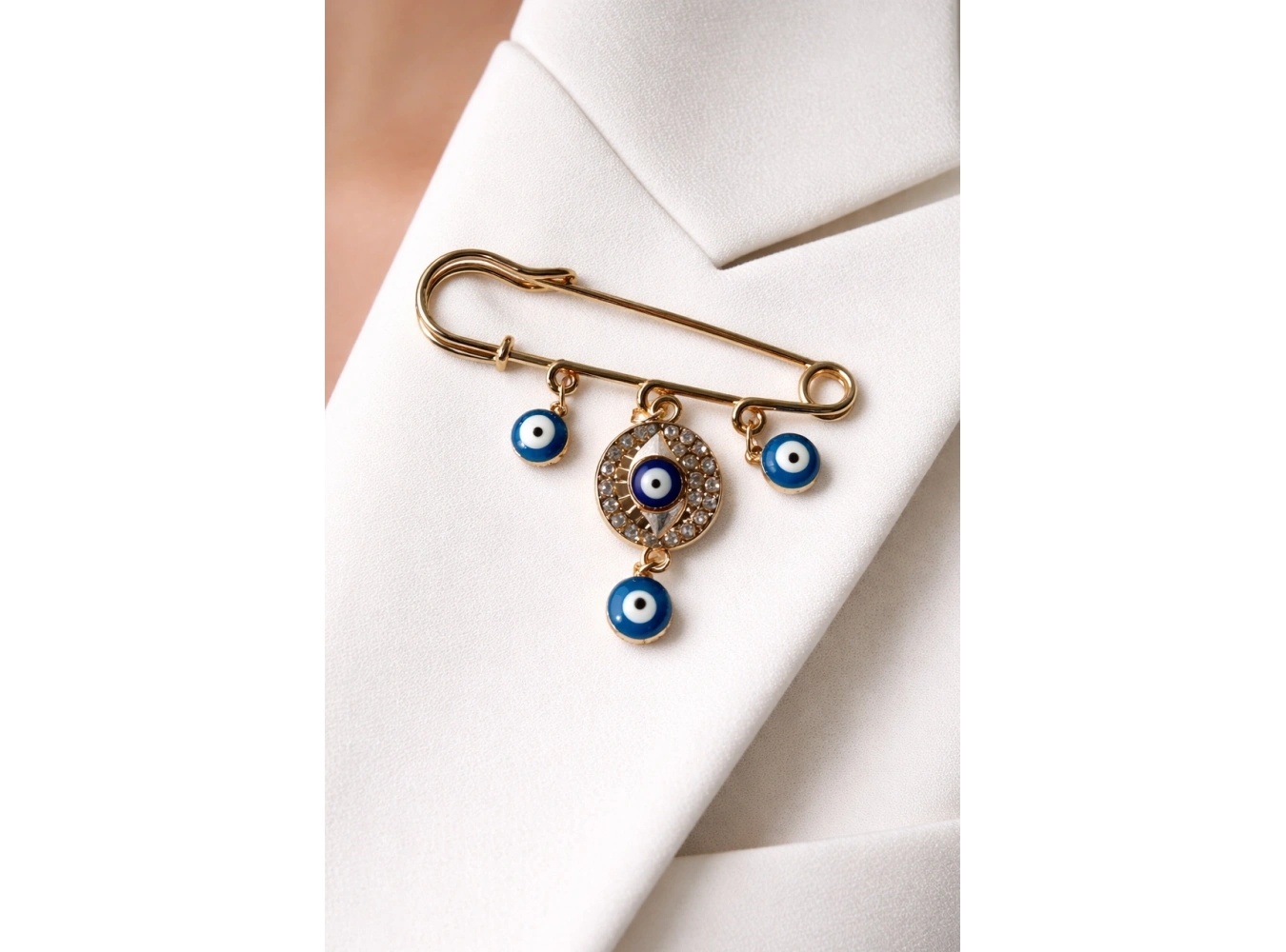 Altın Renk Nazar Boncuğu Detaylı Broş