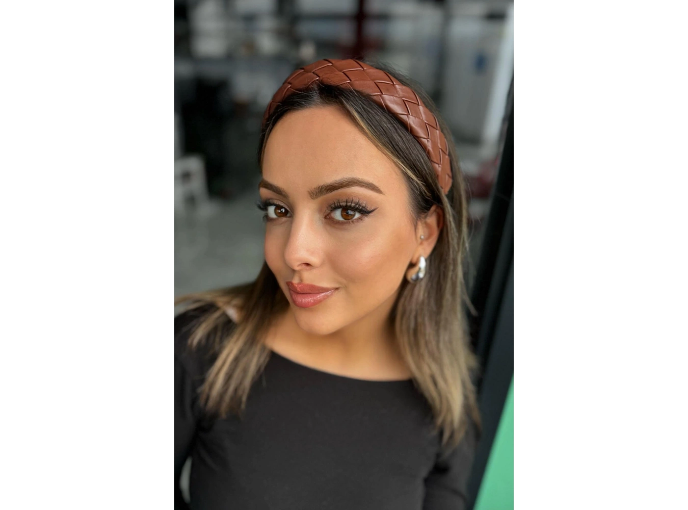 Acı Kahve Renk Örgülü Deri Taç