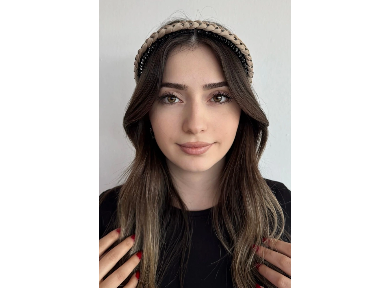 Açık Kahve Renk Taş Detaylı Tarak Taç