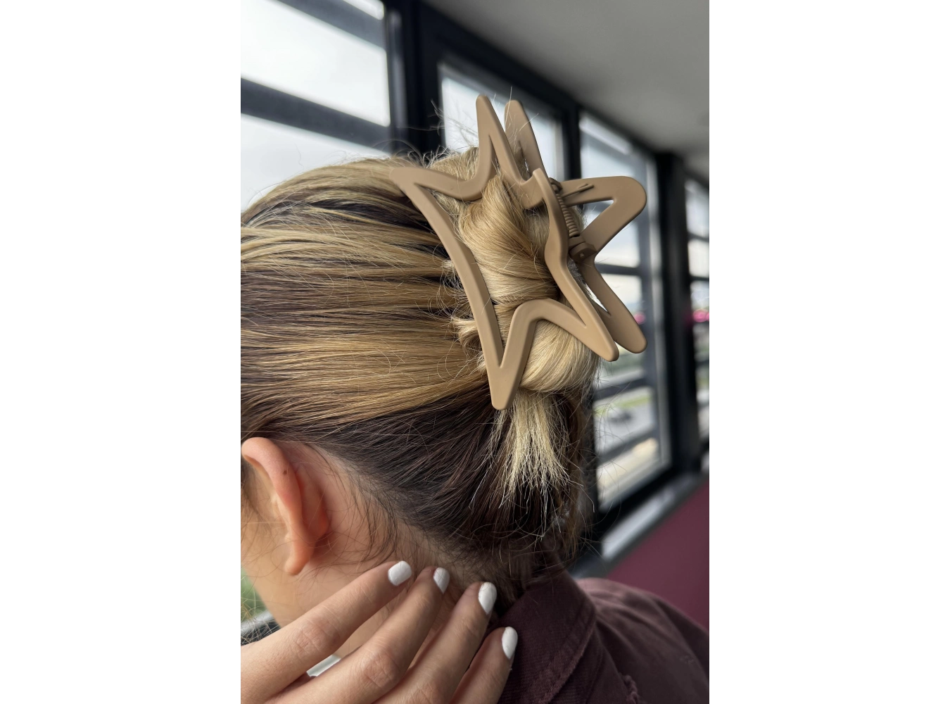 Açık Kahve Renk Yıldız Figürlü Mandal Toka