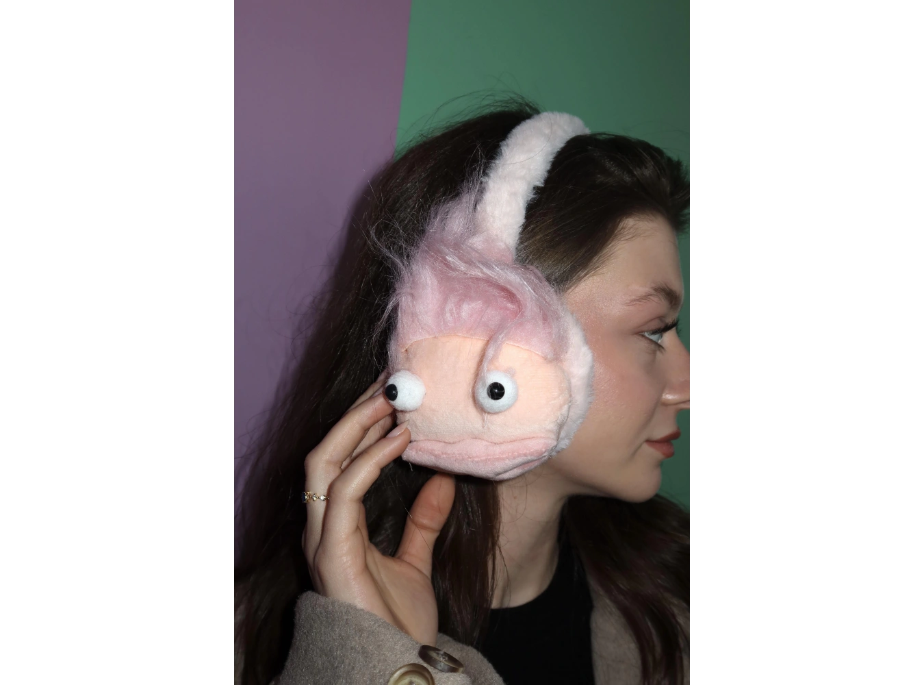 Açık Pembe Renk Canavar Figürlü Peluş Kulaklık