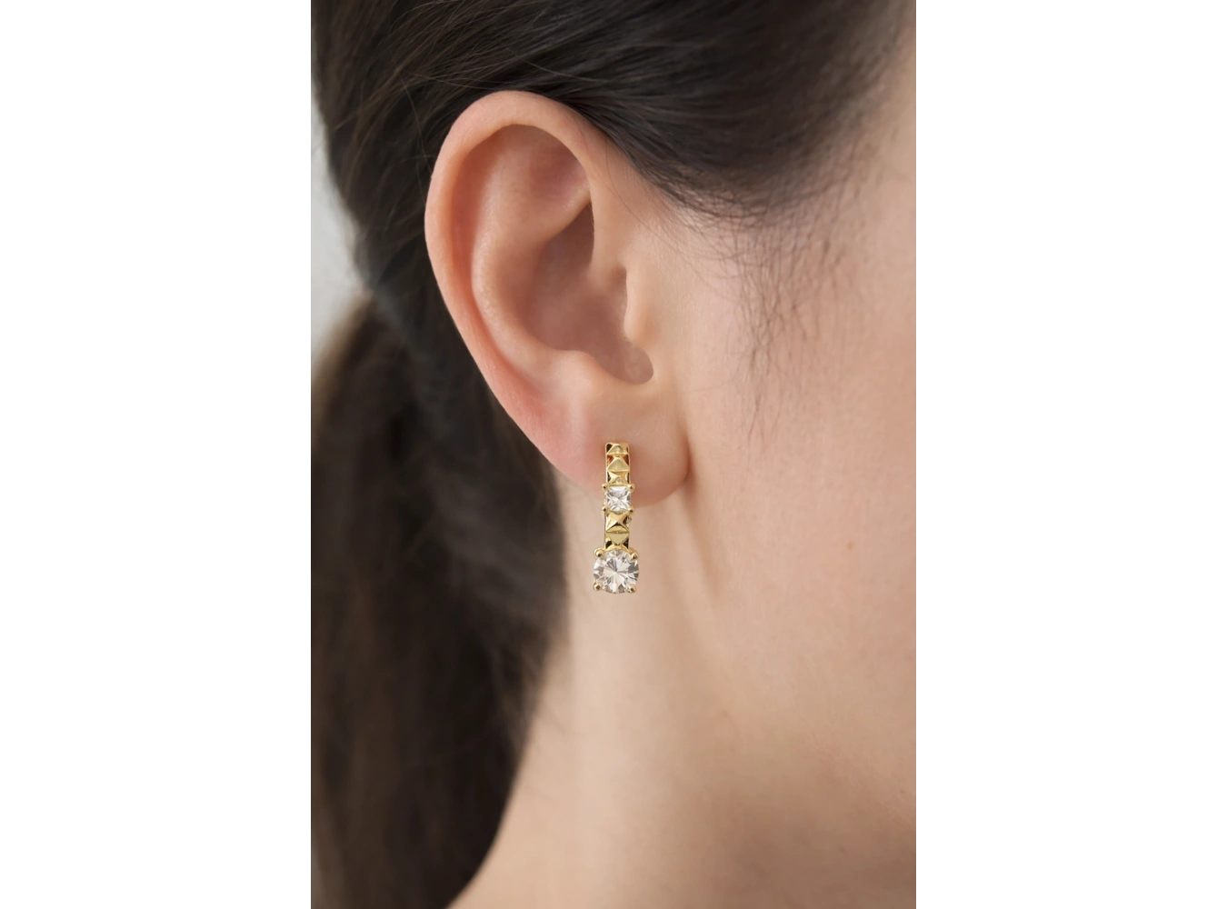 Altın Renk 14K Altın Kaplama Taş Detaylı Xuping Küpe (Çift)