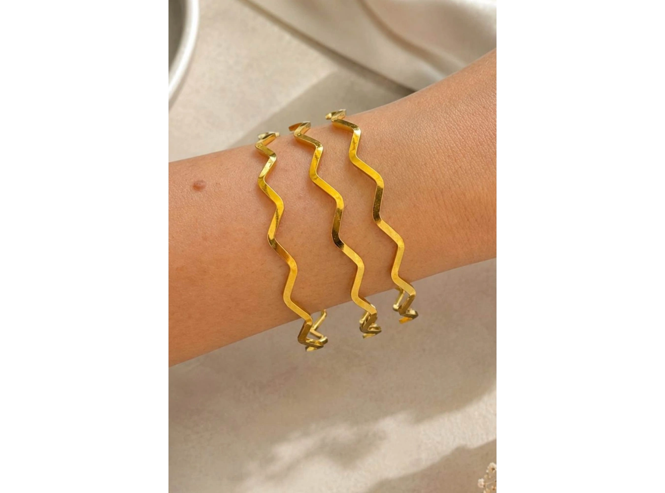 Altın Renk 3lü Çelik Ajda Bilezik (60mm)
