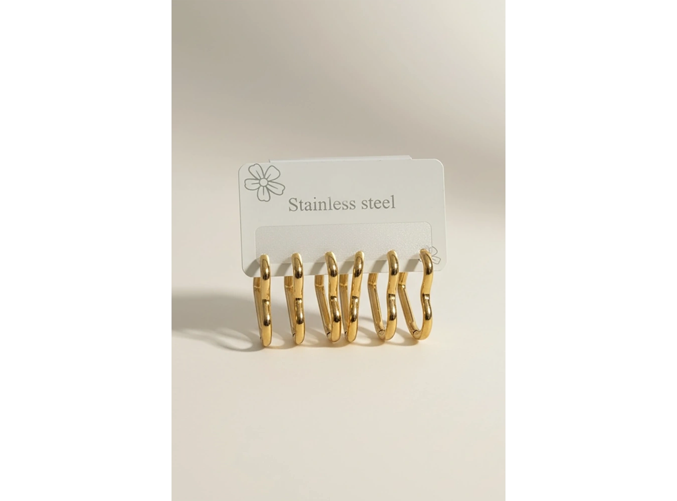 Altın Renk 6lı Kalp Detaylı Çelik Küpe Set