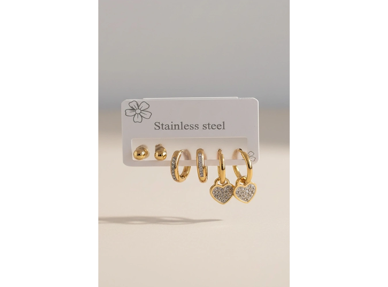 Altın Renk 6lı Karışık Figürlü Taşlı Çelik Küpe Set