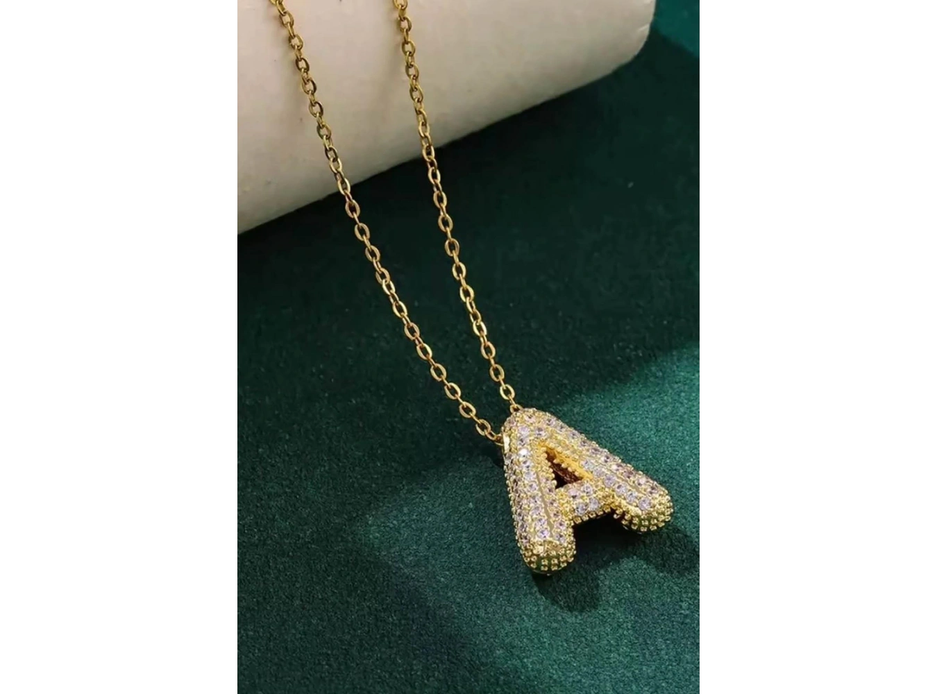 Altın Renk A Harf Taş Detaylı Çelik Kolye