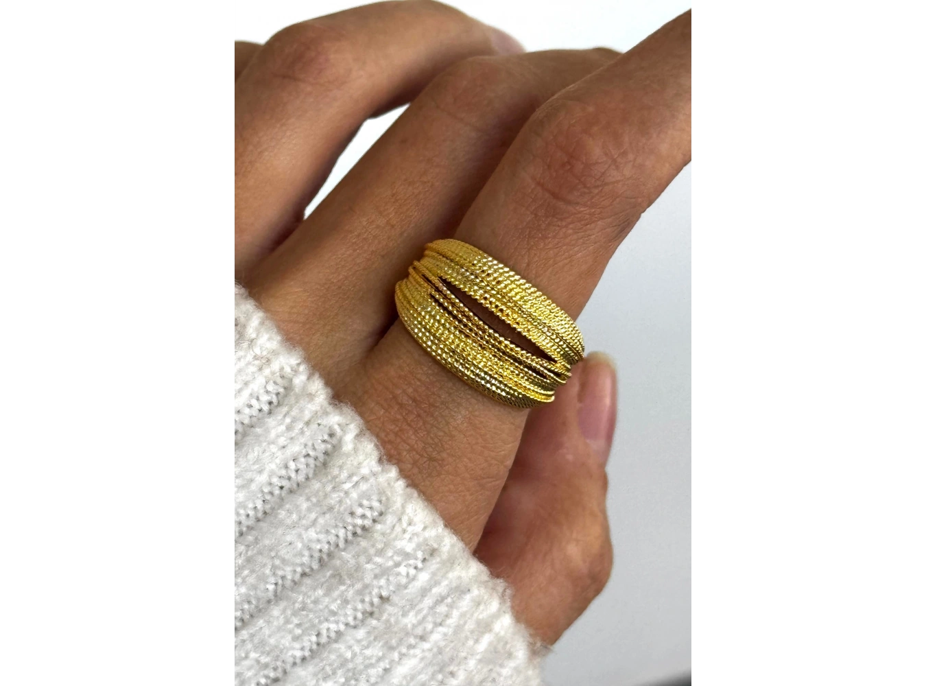 Altın Renk Ayarlanabilir Çelik Yüzük