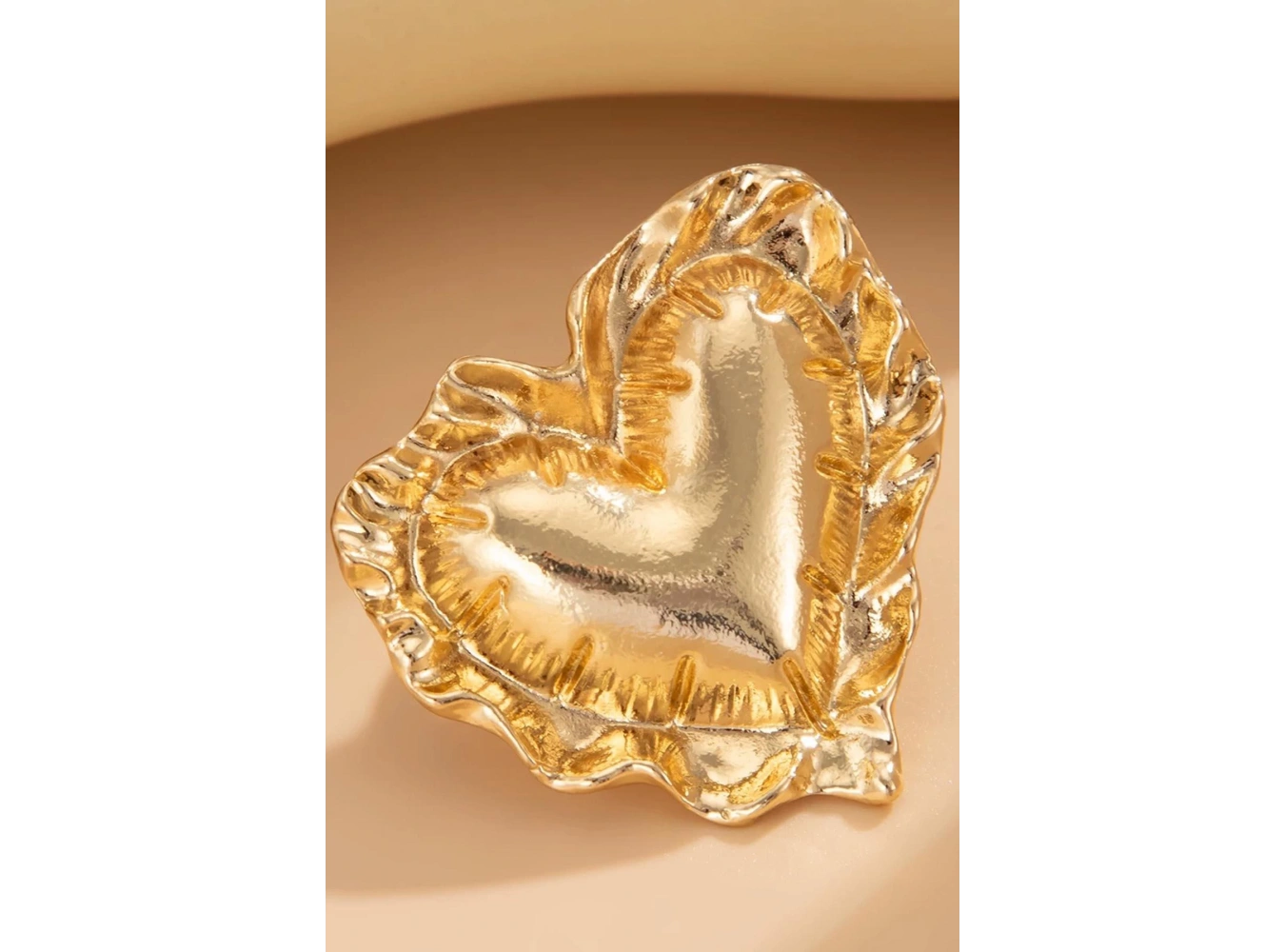 Altın Renk Ayarlanabilir Tasarım Kalpli Yüzük