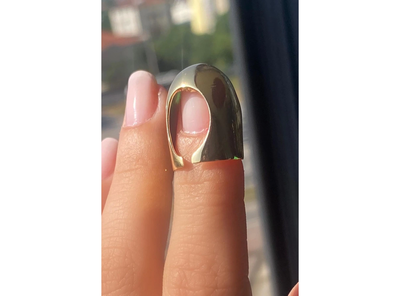 Altın Renk Ayarlanabilir Tırnak Yüzüğü