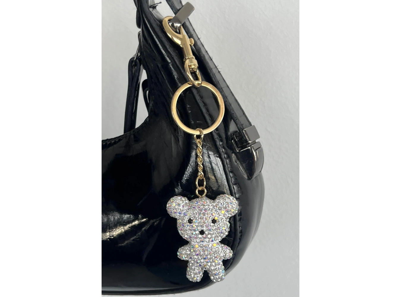 Altın Renk Ayıcık Figürlü Gümüş Renk Taş Detaylı Çanta Charm/ Anahtarlık