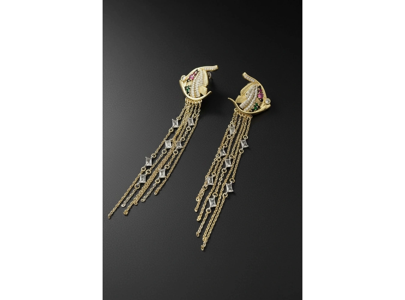 Altın Renk Balık Figürlü Taş Detaylı 14K Altın Kaplama Küpe (Çift)