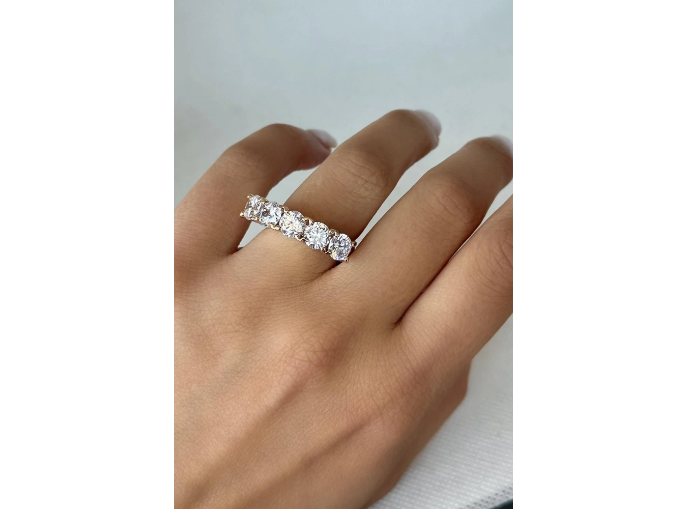 Altın Renk Beştaş Detaylı Çelik Xuping Yüzük (9 Numara)