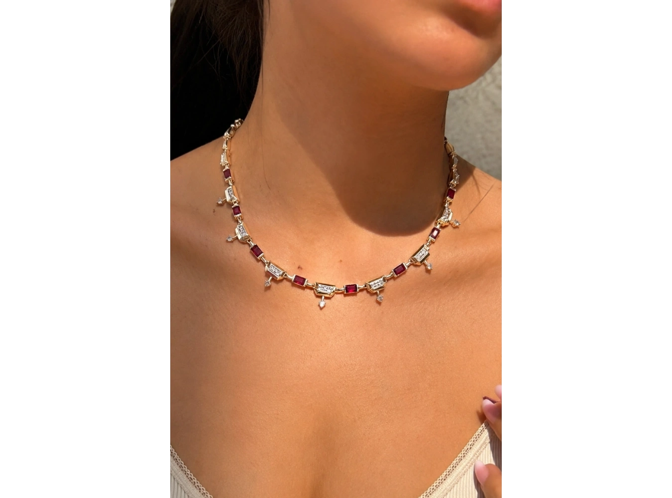 Altın Renk Bordo Taşlı Vip 14K Altın Kaplama Kolye