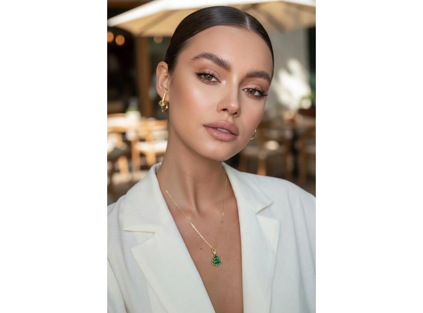 Altın Renk Çam Ağacı Figürlü Çelik Yılbaşı Ağacı