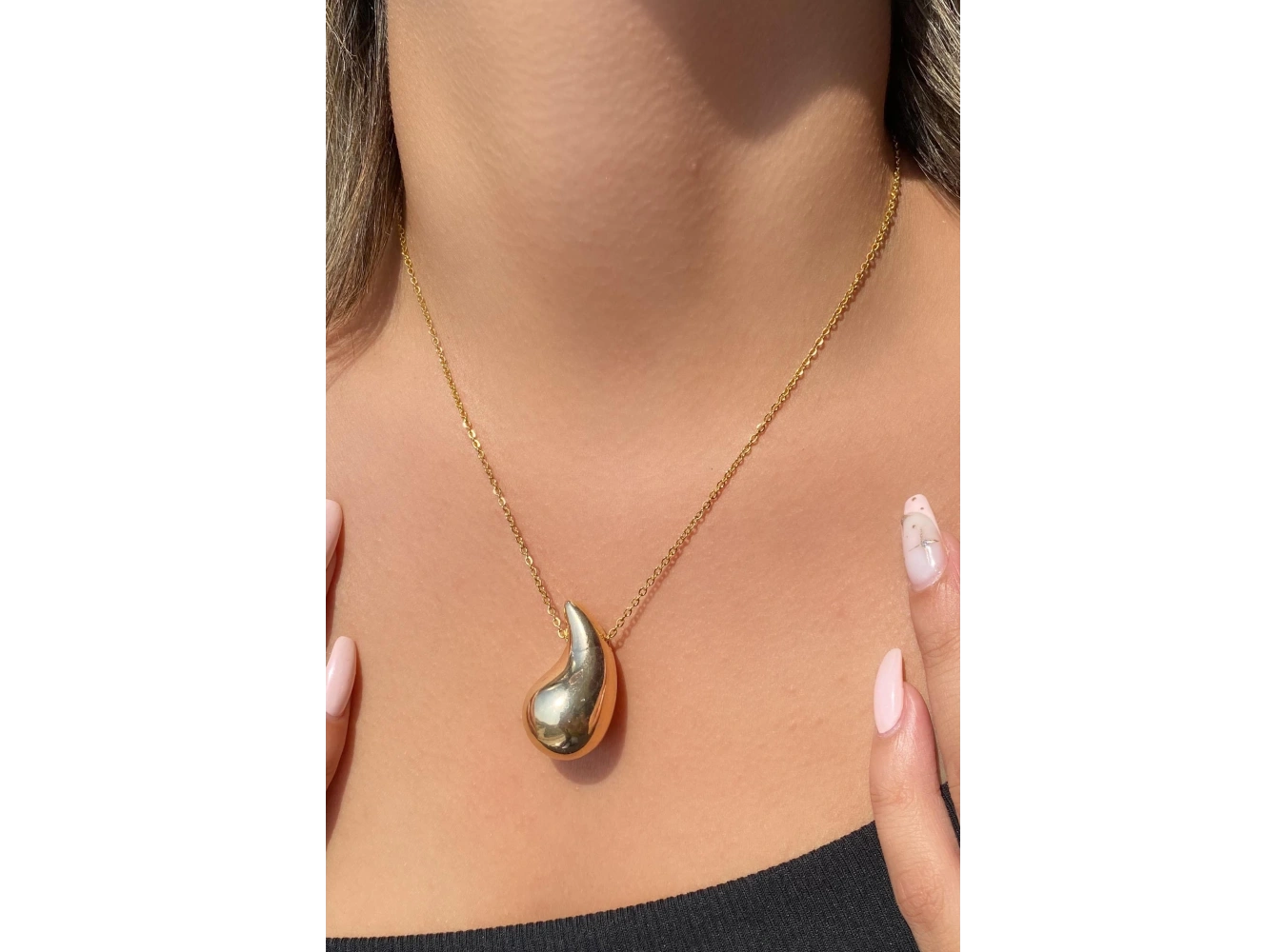 Altın Renk Çelik Bottega Kolye