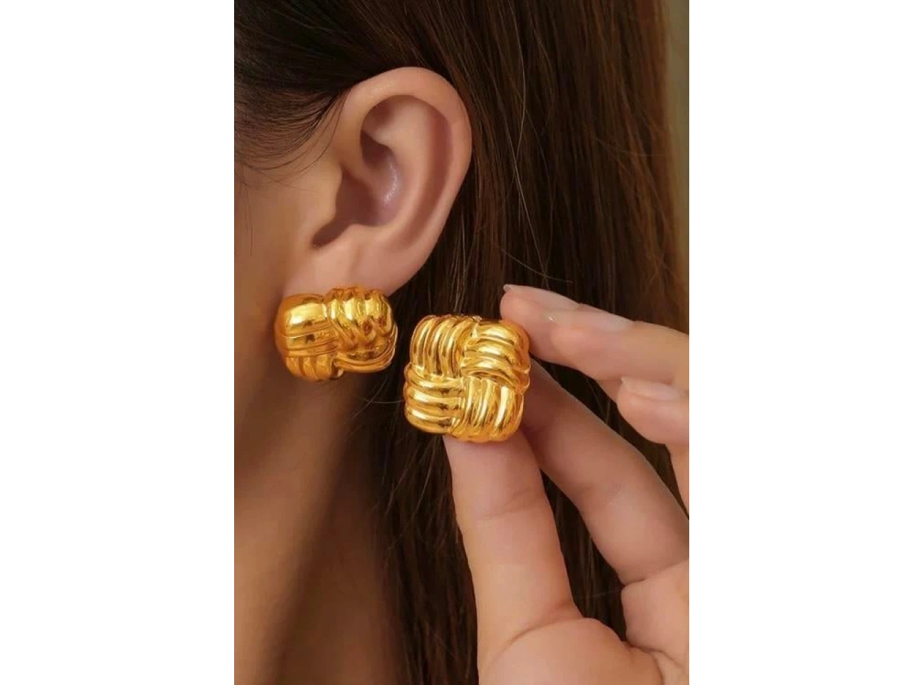 Altın Renk Çelik Küpe (Çift)