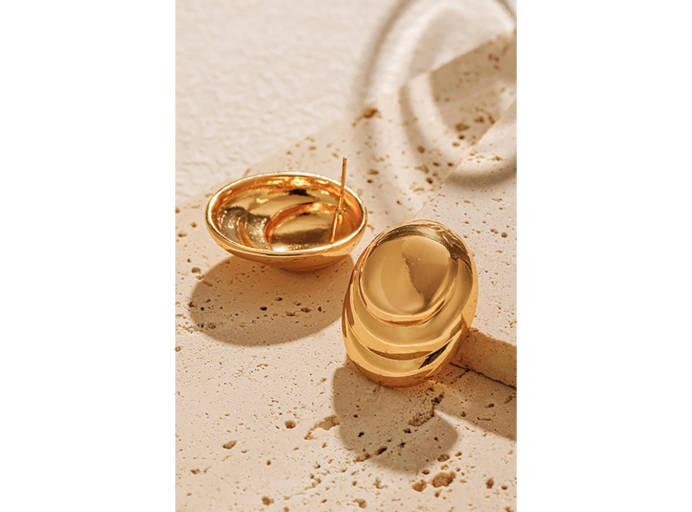 Altın Renk Çelik Küpe (Çift)