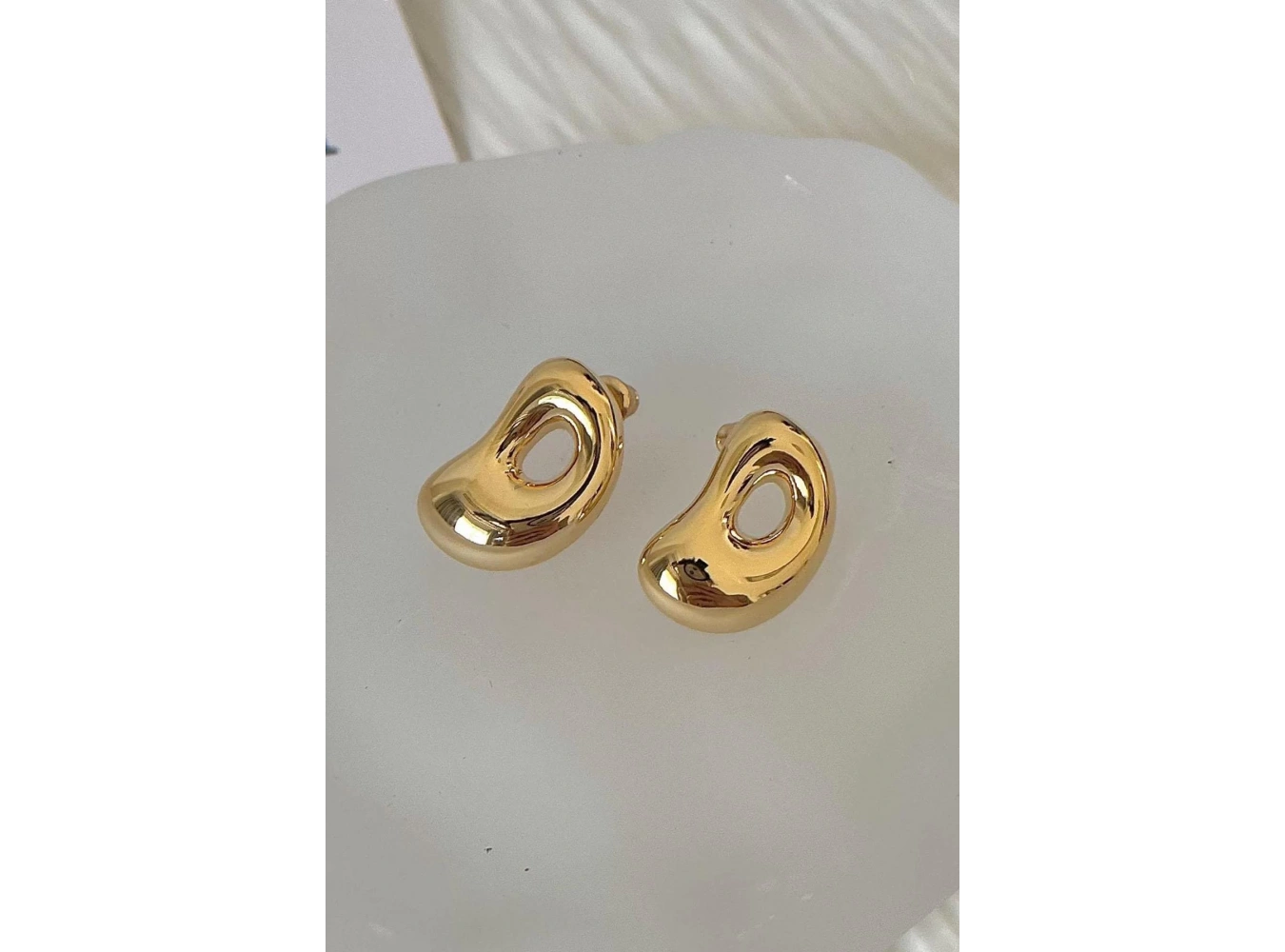 Altın Renk Çelik Küpe (Çift)