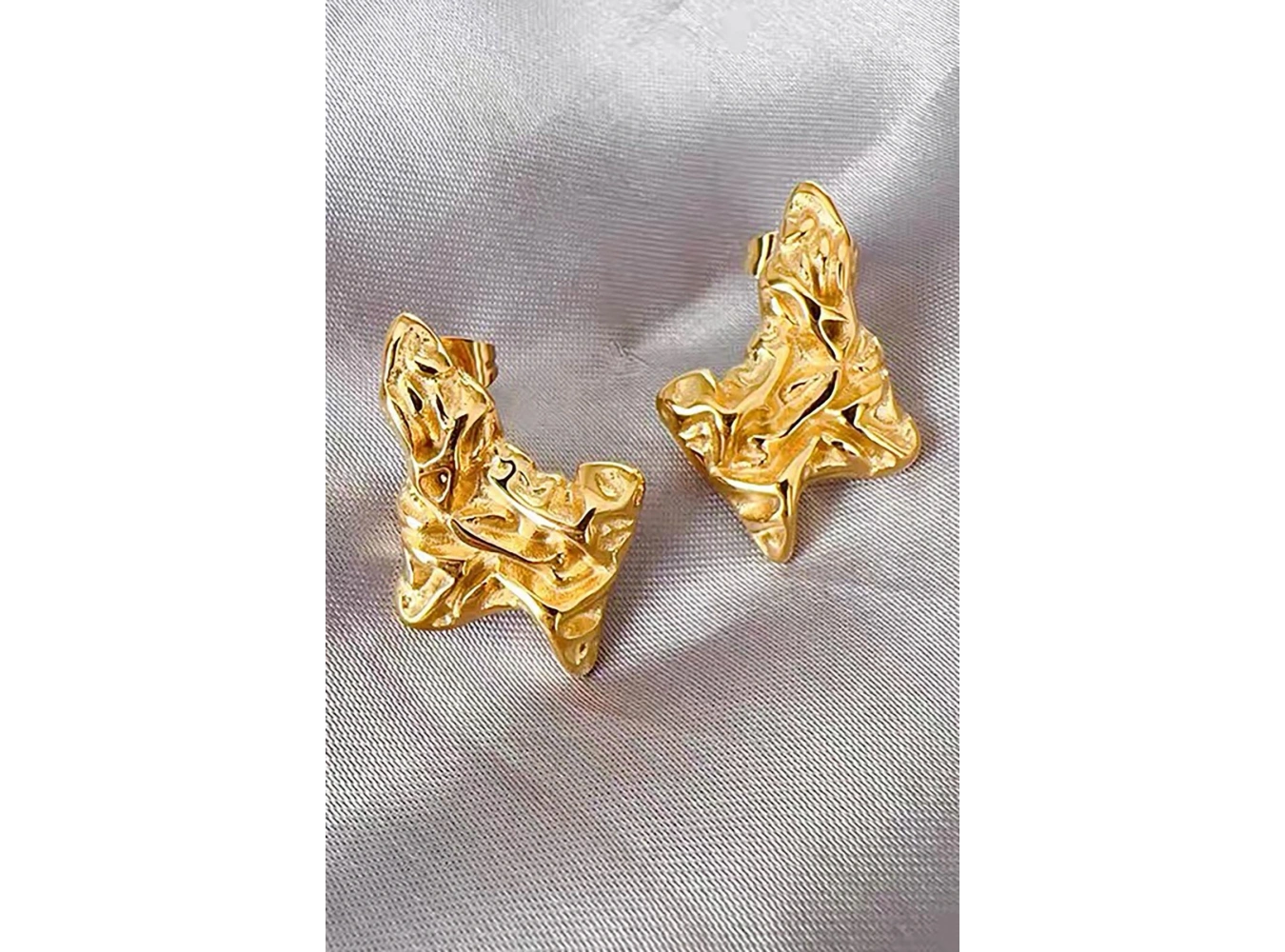 Altın Renk Çelik Küpe (Çift)