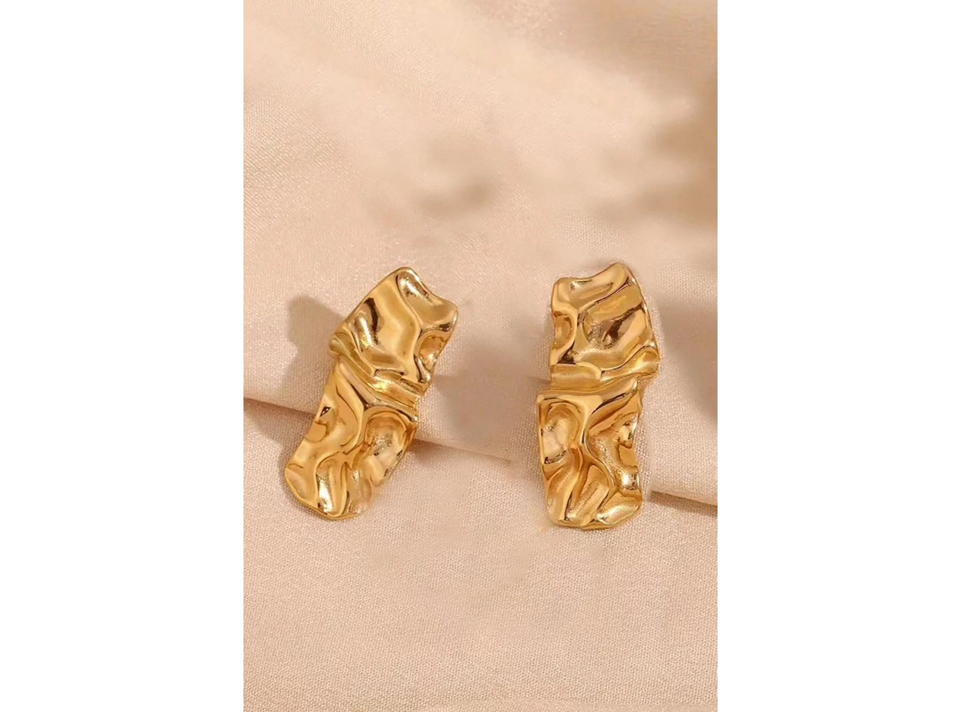 Altın Renk Çelik Küpe (Çift)