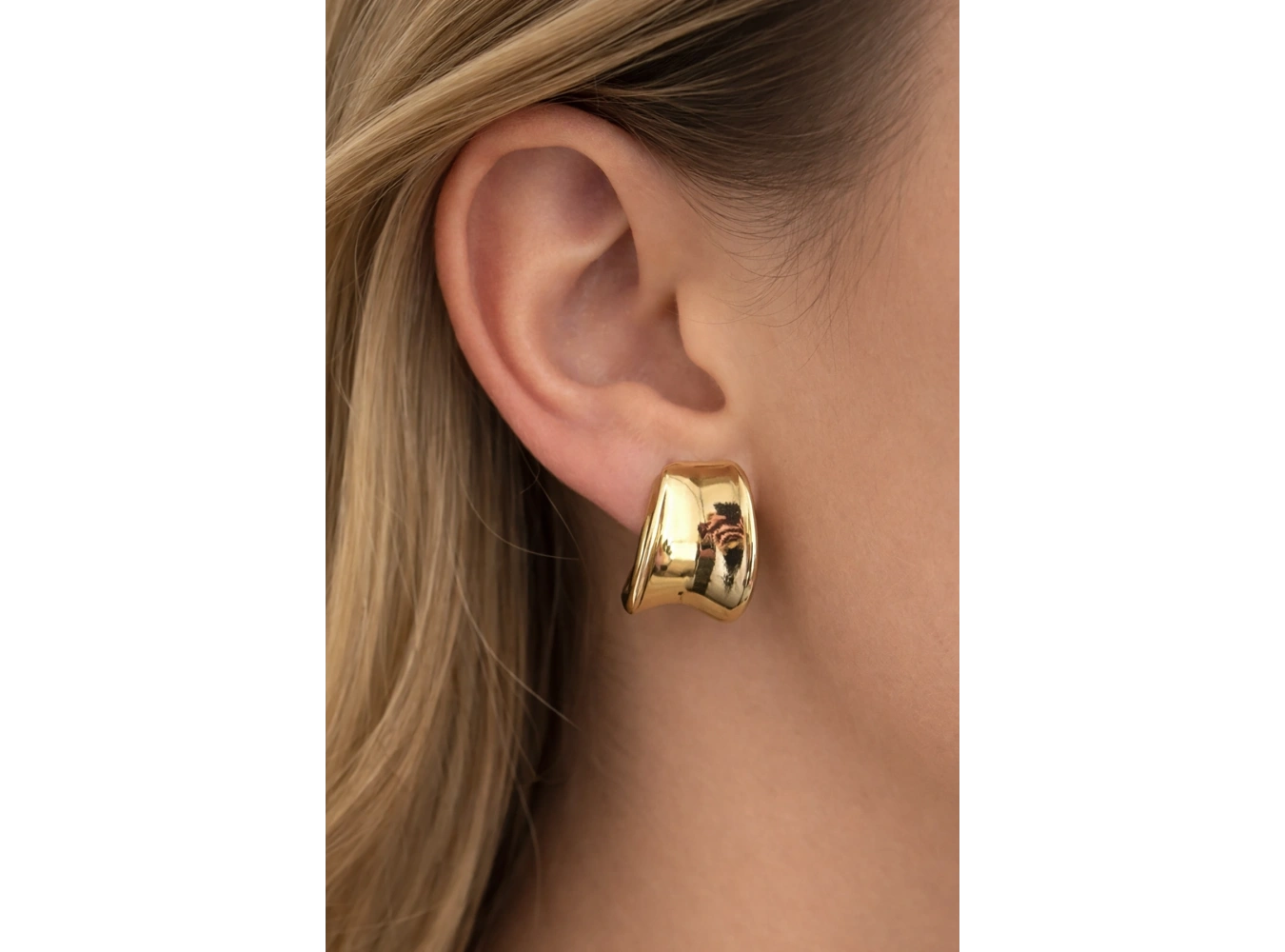 Altın Renk Çelik Küpe (Çift)