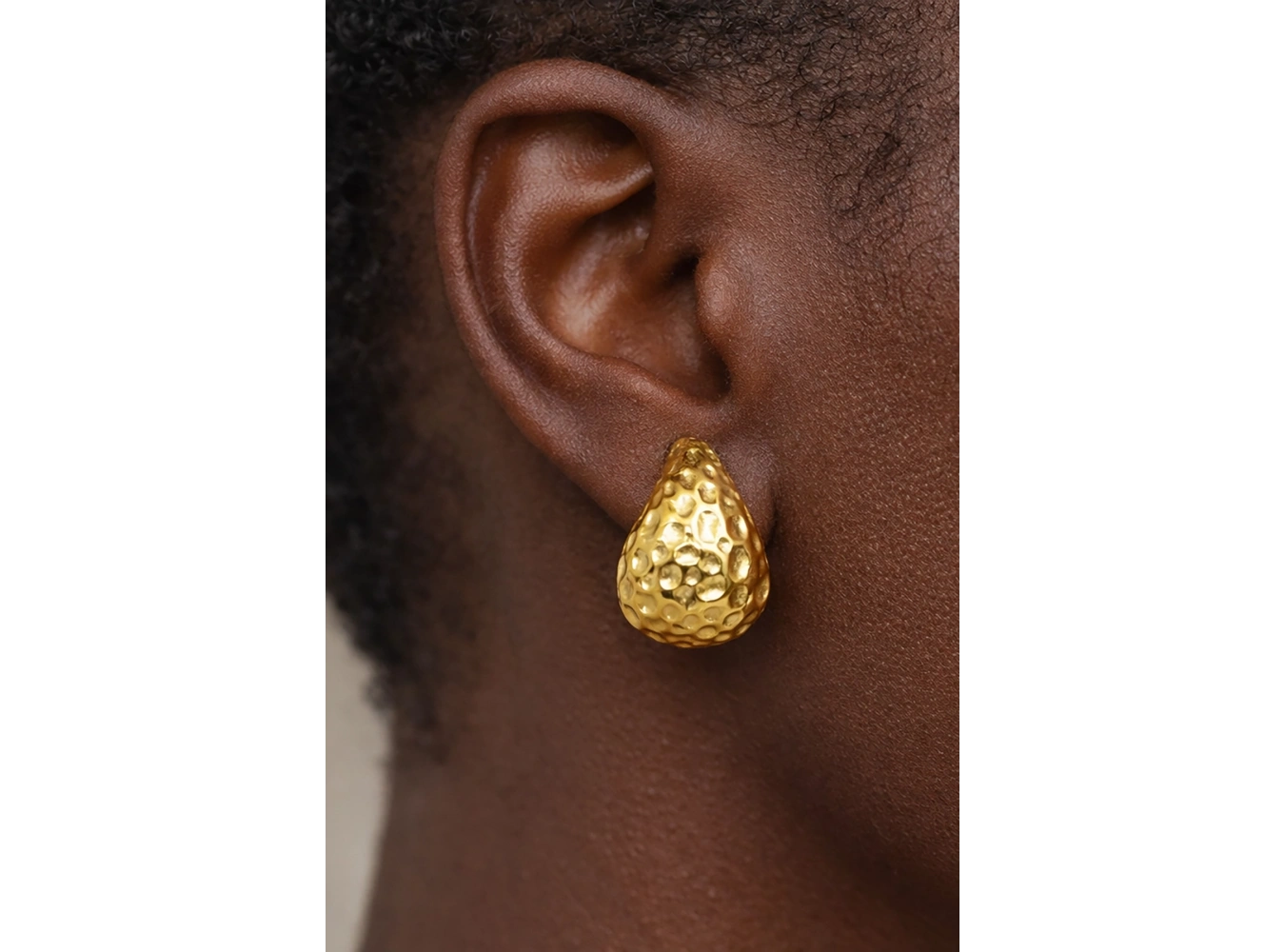 Altın Renk Çelik Küpe (Çift)