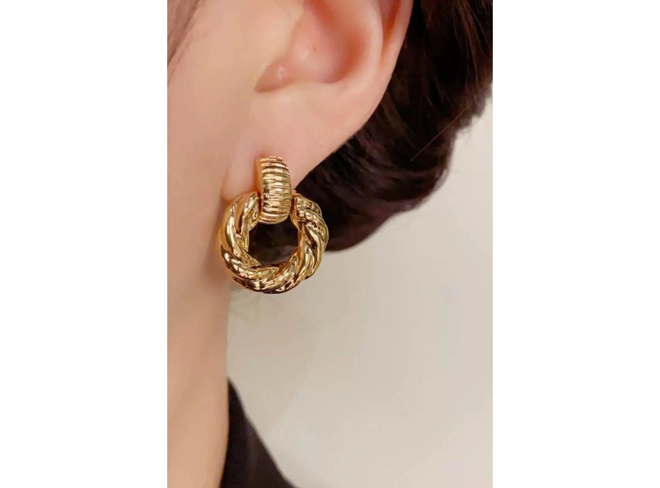 Altın Renk Çelik Küpe (Çift)