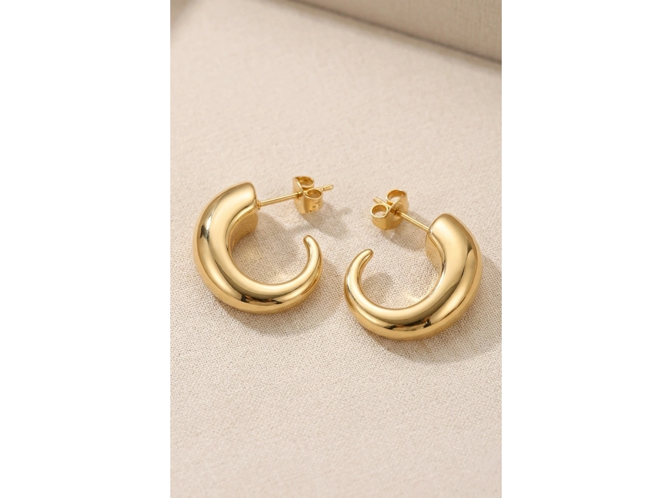 Altın Renk Çelik Küpe (Çift)