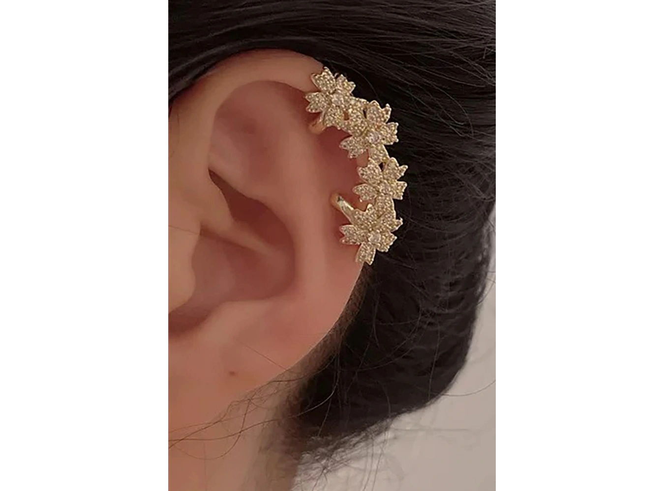 Altın Renk Çiçek Figürlü Taş Detaylı Ear Cuff (Tek)