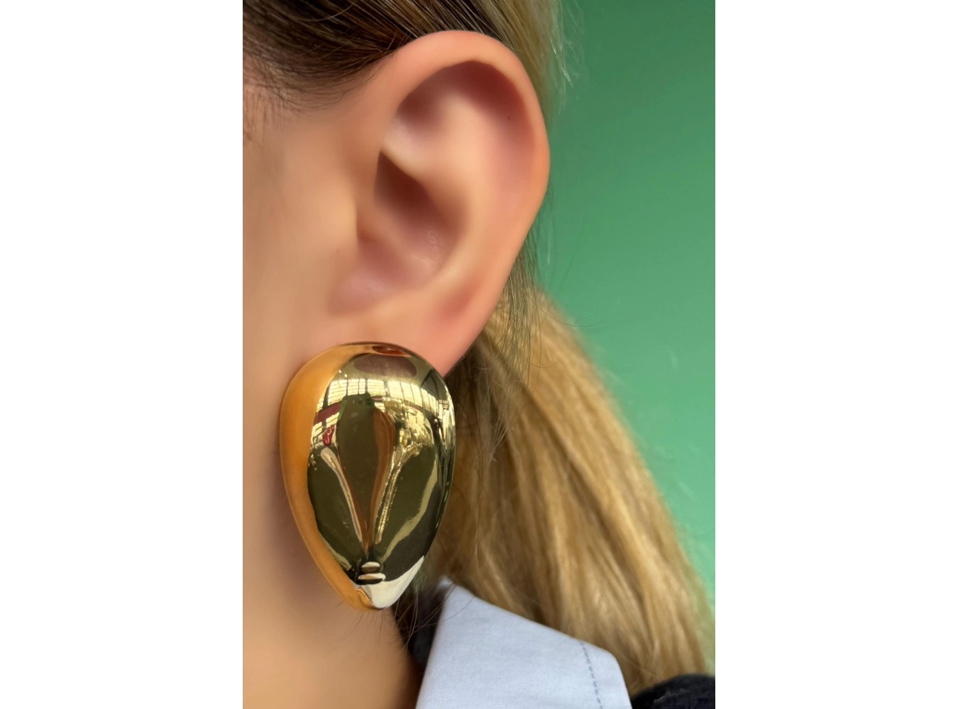 Altın Renk Damla Figürlü Küpe (Çift)