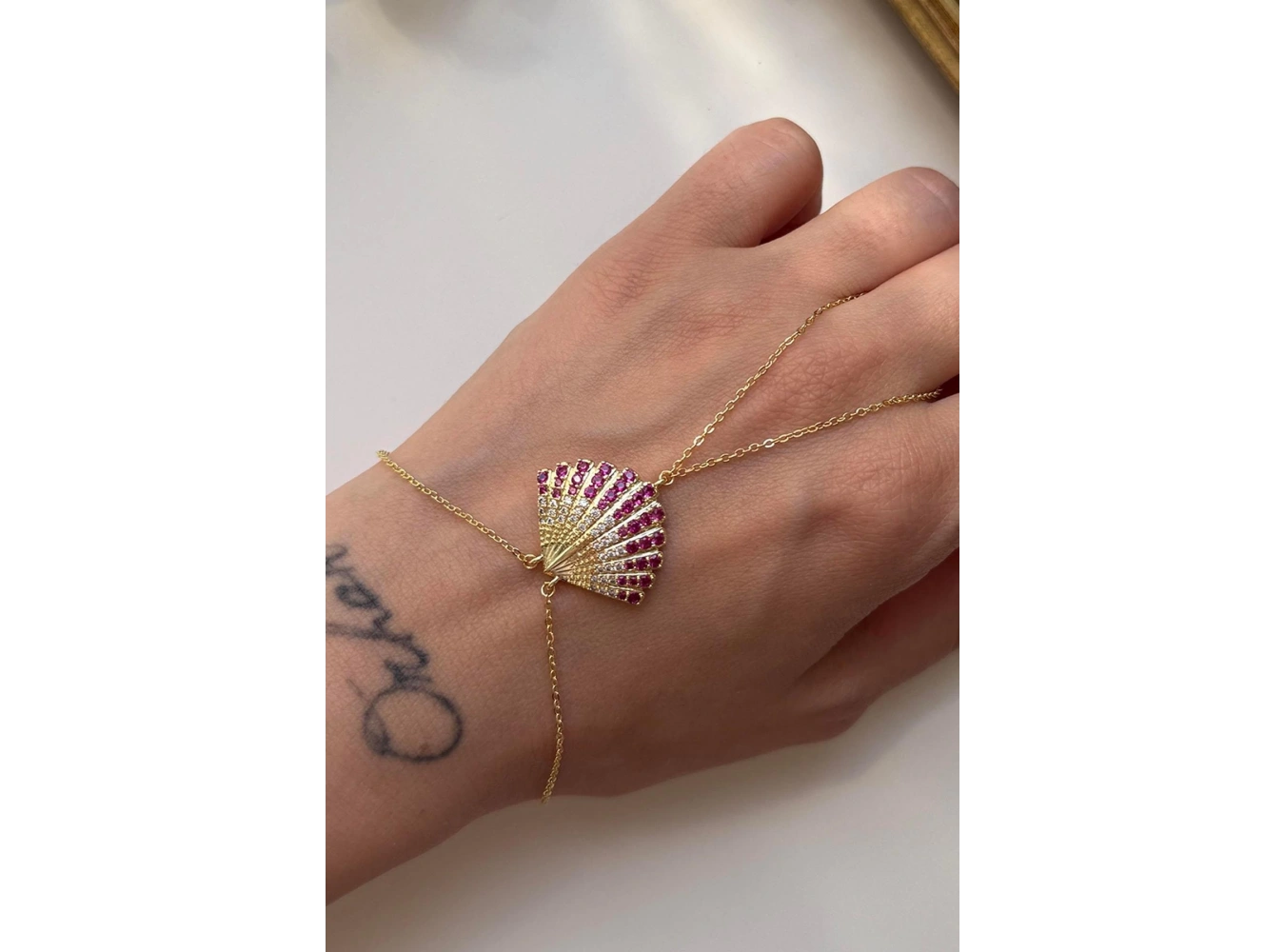 Altın Renk Deniz Kabuğu Figürlü 14K Altın Kaplama TX Şahmeran