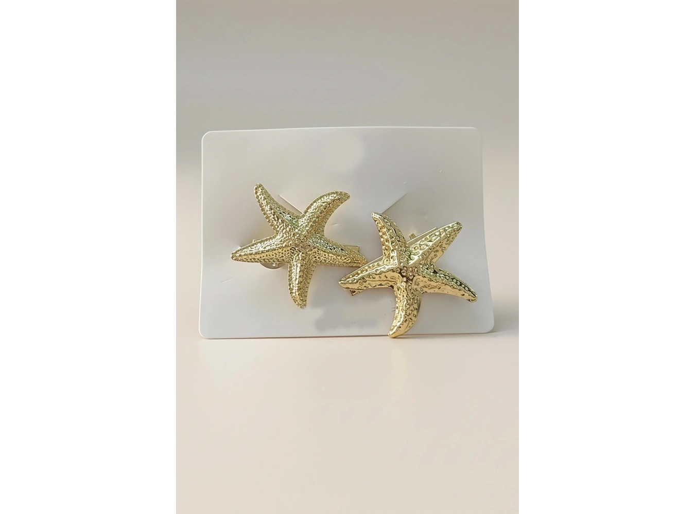 Altın Renk Deniz Yıldızı Figürlü Metal Pens Toka