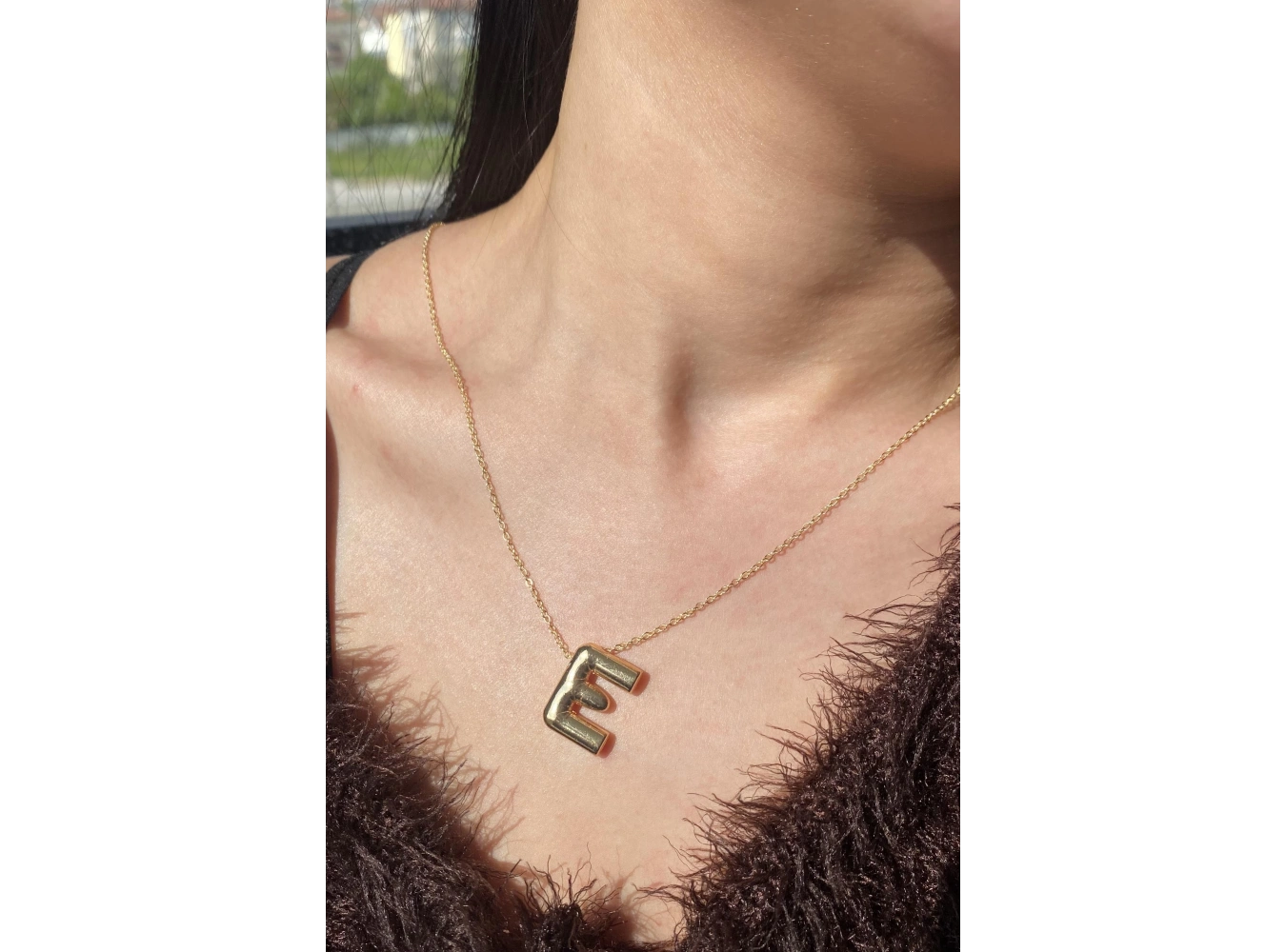 Altın Renk E Harf Balon Kolye