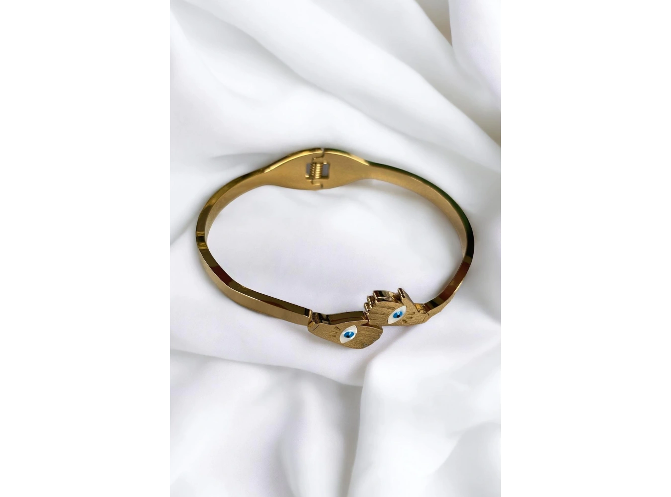 Altın Renk El Figürlü Göz Detaylı Çelik Kelepçe Bileklik