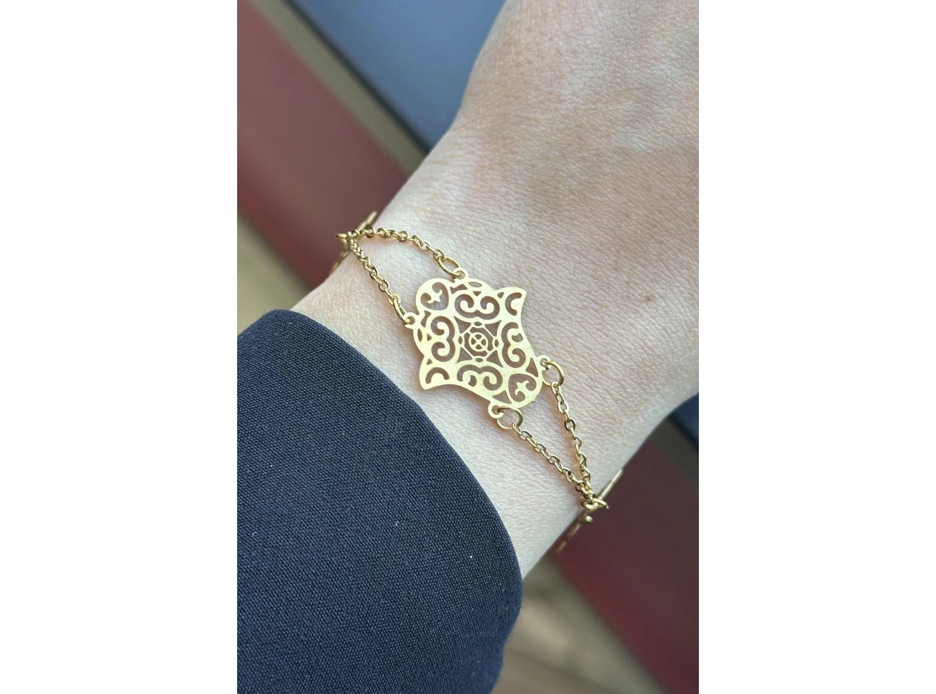 Altın Renk Fatma Ana Eli Figürlü Çelik Bileklik