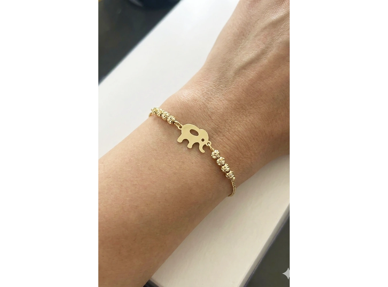 Altın Renk Fil Figürlü Bileklik