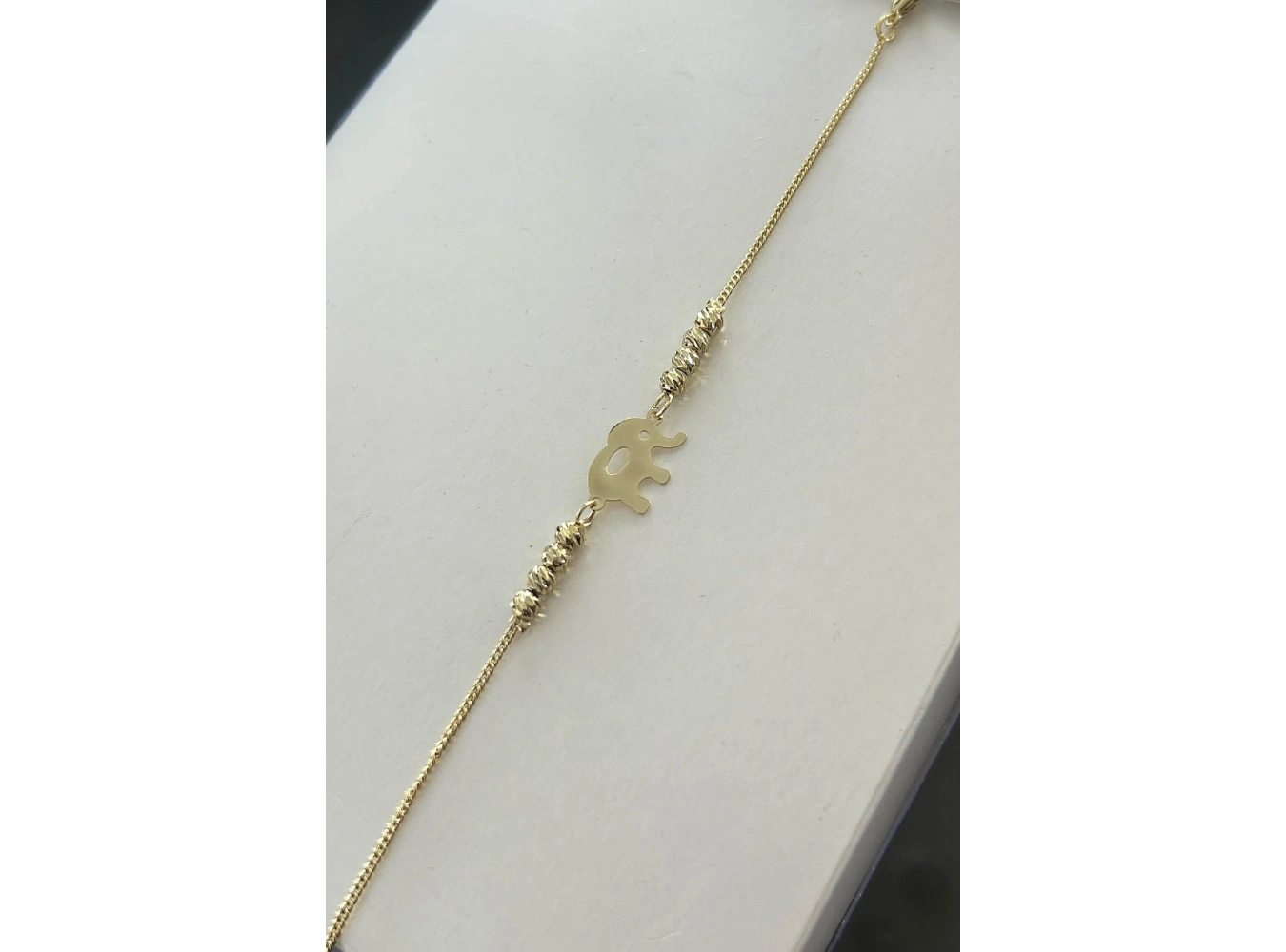 Altın Renk Fil Figürlü Bileklik