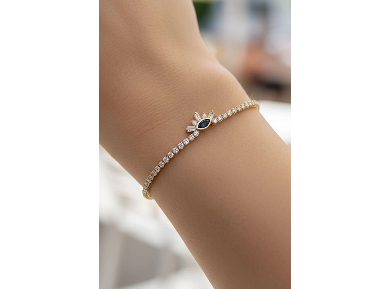 Altın Renk Göz Detaylı Taşlı 14K Altın Kaplama Tx Bileklik