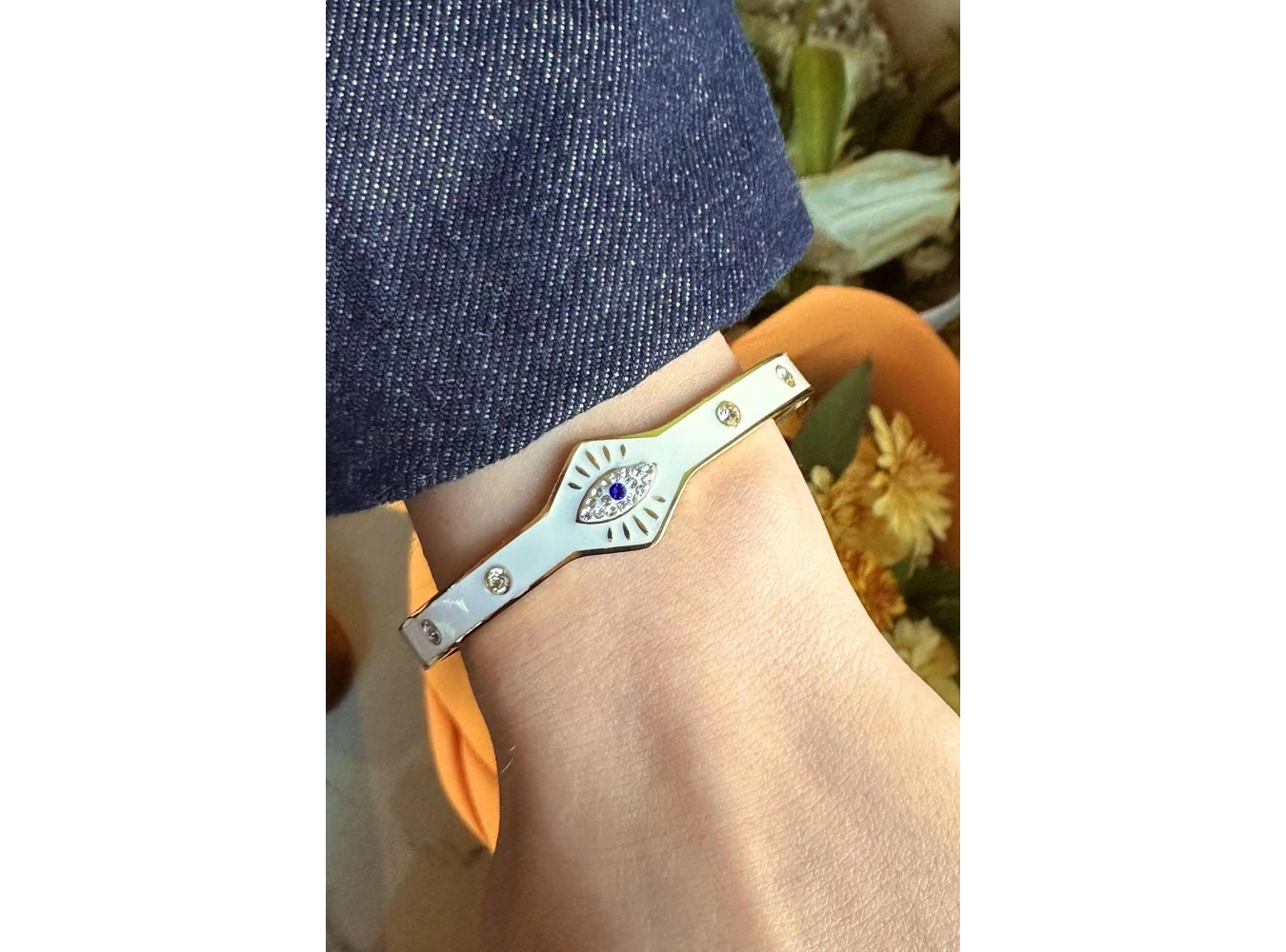 Altın Renk Göz Figürlü Çelik Kelepçe Bileklik