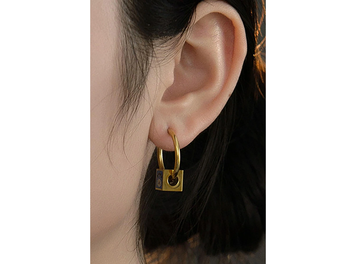 Altın Renk Göz Figürlü Çelik Küpe (Çift)