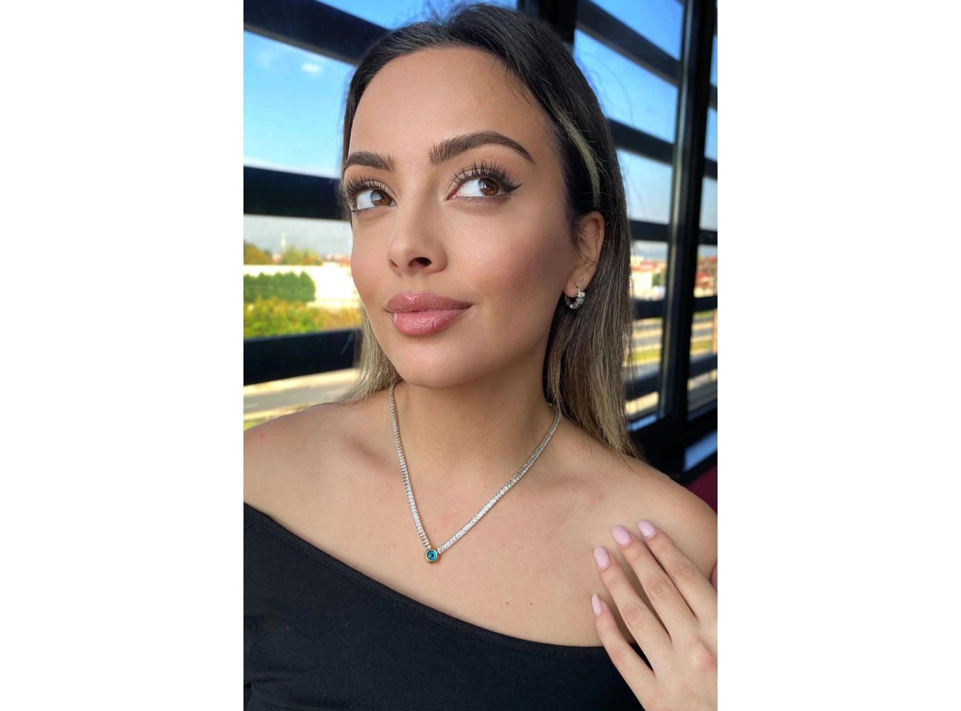 Altın Renk Göz Figürlü Su Yolu Çelik Kolye