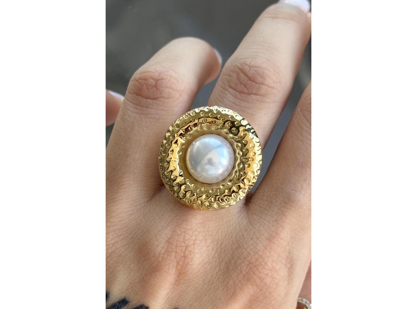 Altın Renk İnci Detaylı Ayarlanabilir Çelik Yüzük